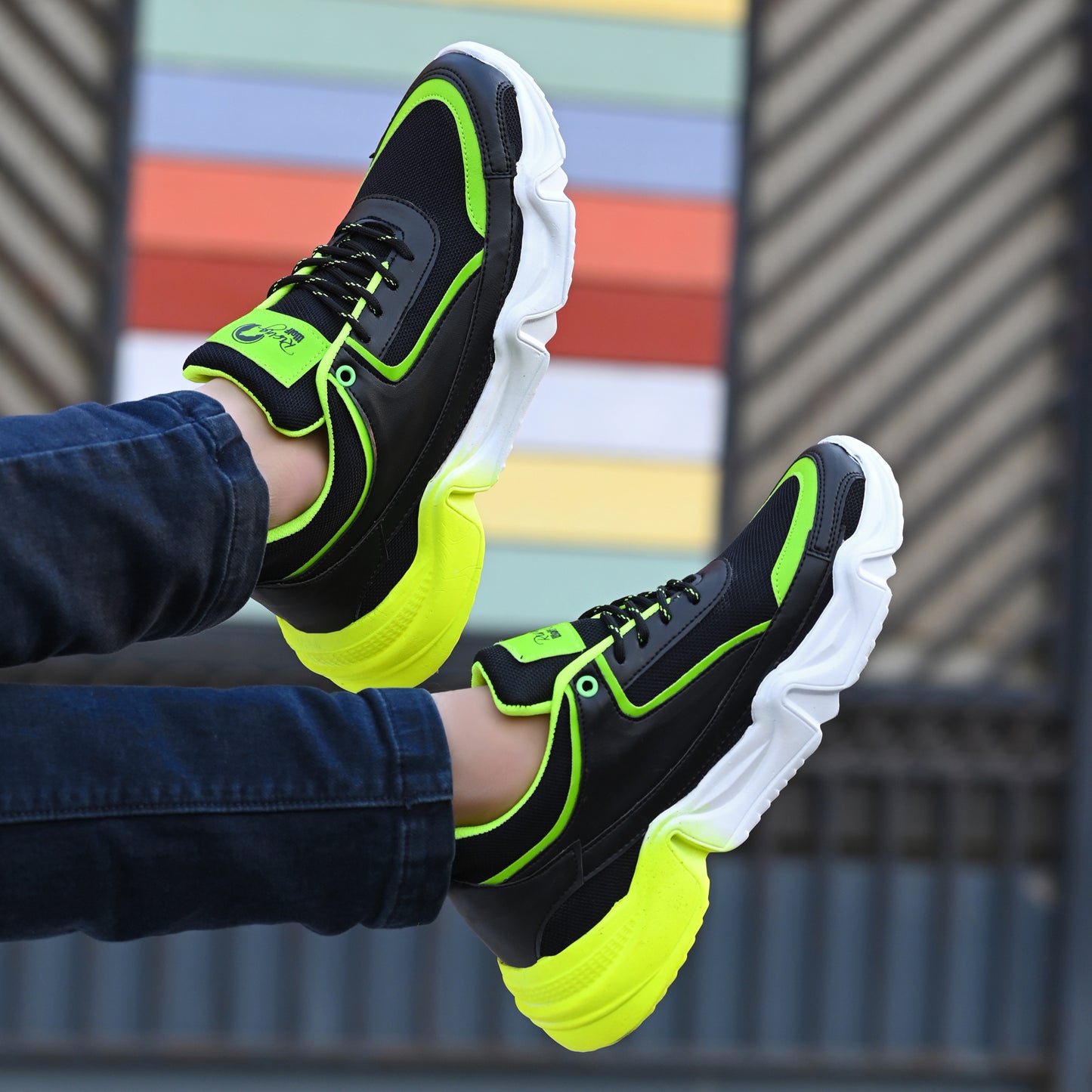 Green Sport Shoes | Men's Flexible & Cushioned Sports Shoes